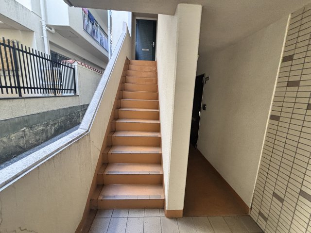 クラウンハウスの内装