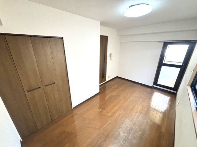 クラウンハウスの寝室