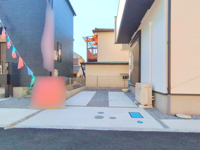 富士見市山室２丁目の新築一戸建の駐車場