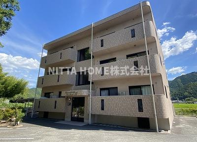 丹波篠山市東吹の賃貸マンション