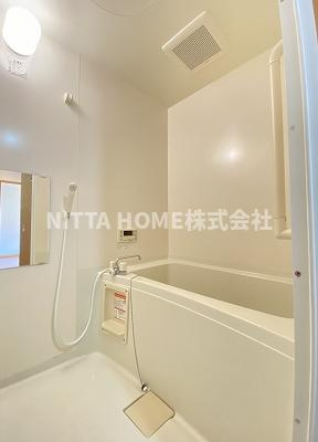 丹波篠山市東吹の賃貸マンションの浴室|清潔感のあるバスルームです★