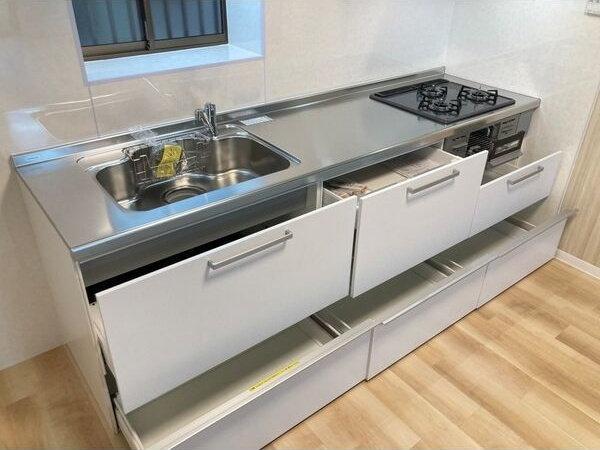 南大樋町戸建てのキッチン