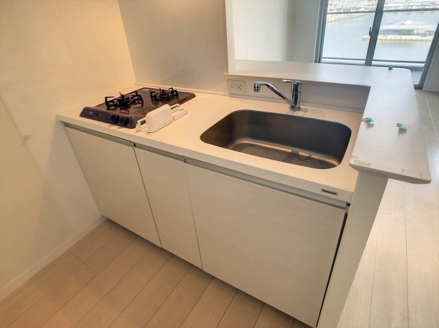 モントーレセントラルベイスタイルのキッチン