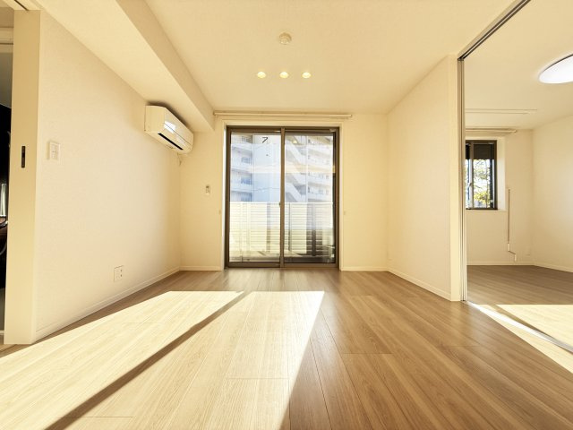 ベレオガーデンズHATAの居間・リビング