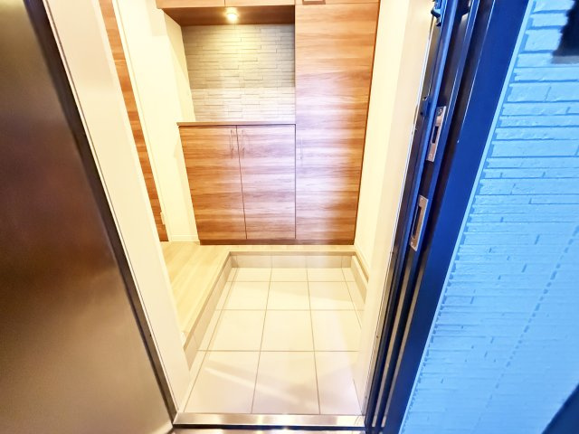 ベレオガーデンズHATAの玄関