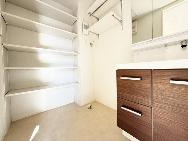 ベレオガーデンズHATAの洗面所