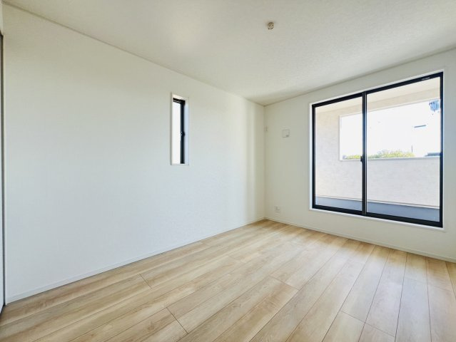 高浜市神明町6丁目2-33、34、35『仲介手数料無料』新築戸建ての洋室