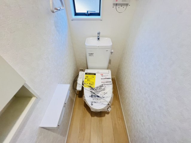 高浜市神明町6丁目2-33、34、35『仲介手数料無料』新築戸建てのトイレ