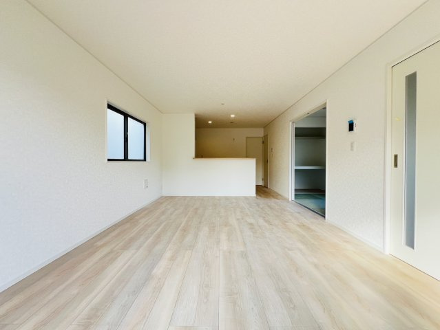 高浜市神明町6丁目2-33、34、35『仲介手数料無料』新築戸建ての居間・リビング