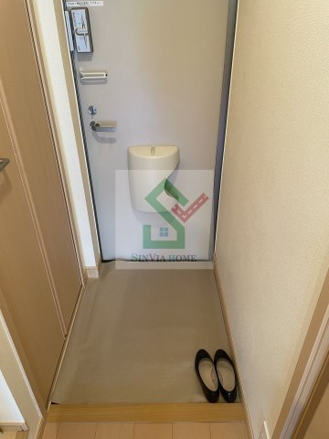 フォルシュ西所沢の玄関