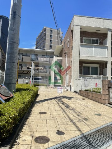 フォルシュ西所沢のエントランス