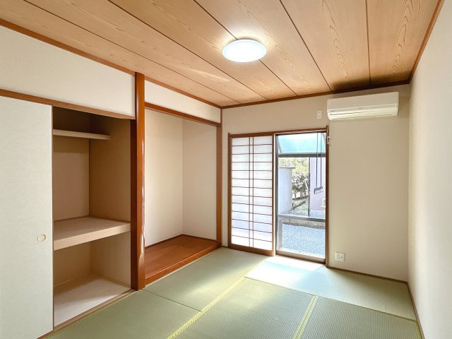 都城市安久町の中古一戸建の和室