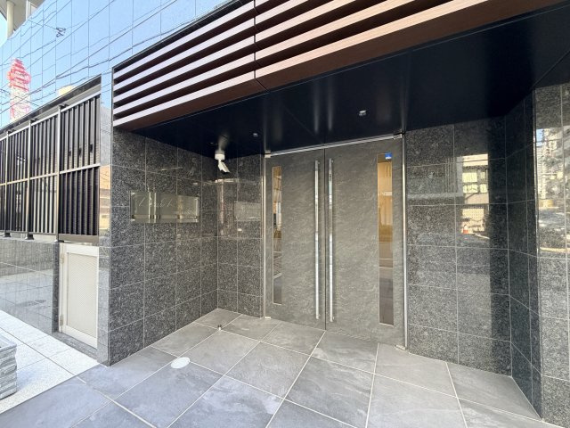 ディアレイシャス大須観音IIIのエントランス