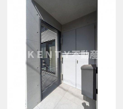 【エントランス】 | Ｈｙｇｇｅ | 落ち着いたエントランスです