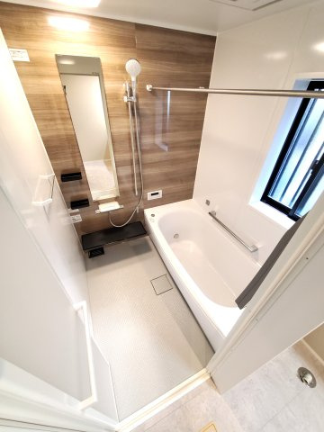 三郷市　寄巻　新築戸建　全1棟の浴室|広く感じるゆとり設計で快適なリラックスタイムを過ごせます