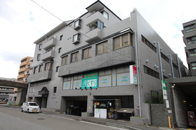 サファーレ中川