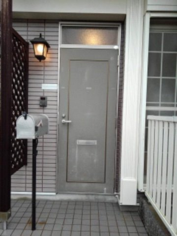 ニュークレールメゾンＡの玄関