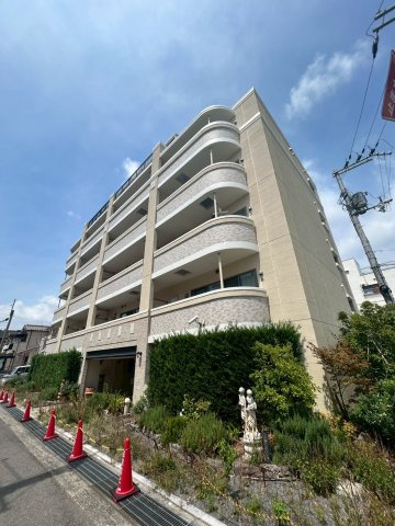 神戸市東灘区本山中町２丁目の賃貸マンションの外観