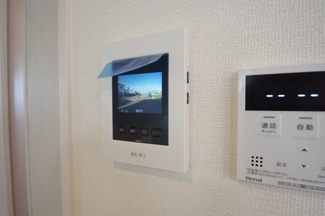 【発電・温水設備】 | 【仲介手数料無料！！】府中市若松町3丁目　新築戸建て（全4棟）1号棟　6180万円 | TESガス温水式床暖房コントロールパネル