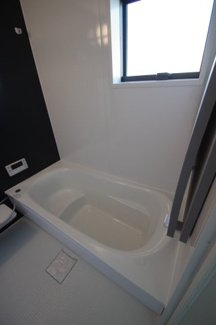 【浴室】 | 【仲介手数料無料！！】府中市若松町3丁目　新築戸建て（全4棟）1号棟　6180万円