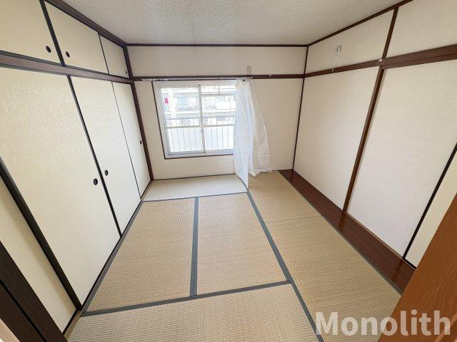 鶴山台60号棟の和室