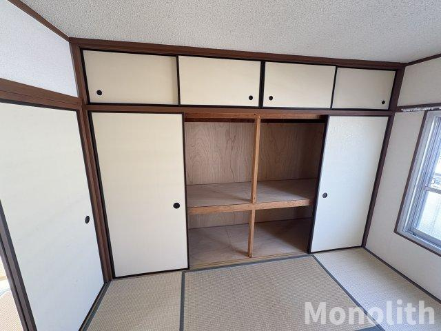 鶴山台60号棟の収納