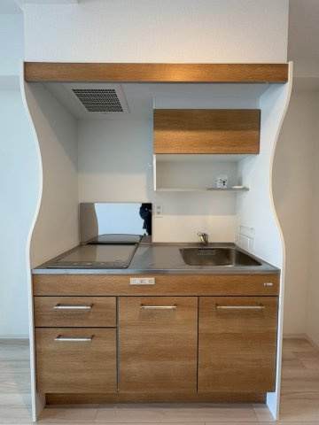 セレニテ難波グランデノールのキッチン