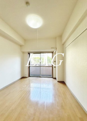 【居間・リビング】 | クレシア．i | 洋室です。