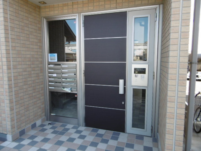 【エントランス】 | リヴェール石田