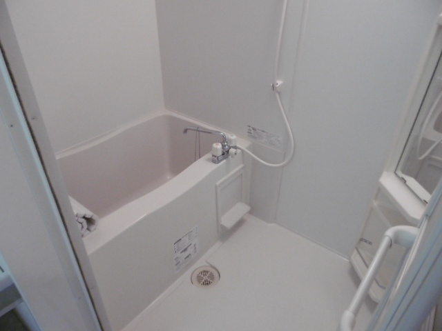 【浴室】 | リヴェール石田