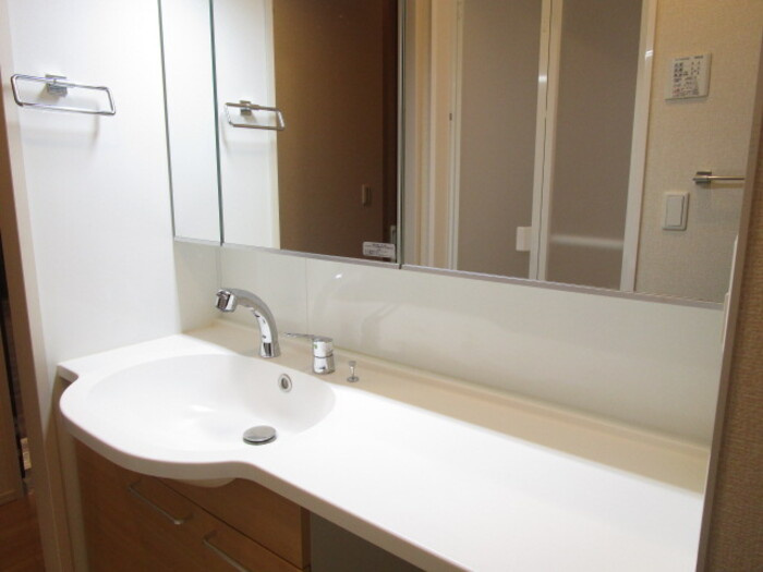 リヴェールコート の洗面所