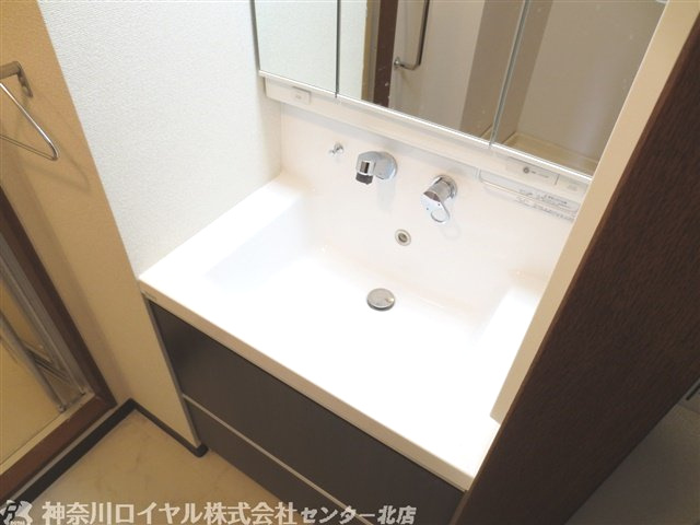 【独立洗面台】