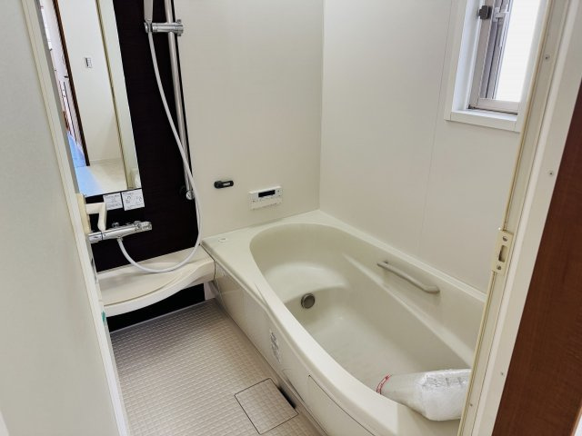 八王子市　川口町　中古戸建ての浴室|～のびのびくつろげるバスルーム　１日の締めくくりに癒やしのバスタイムを～