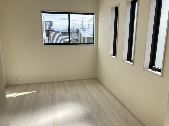 リーブルガーデンS富岡市下高瀬第１　5号棟の洋室|２階洋室2です。