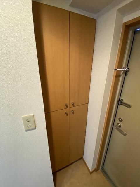 リバージュ北千住の玄関