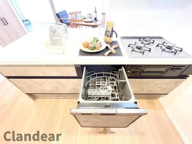 ジェム草加ガーデニアのキッチン|ドキドキの新生活も、安心してスタート。ぴったりの住まいを見つけませんか？クランディアが一緒に住まい選びをサポートします‼　まずは、お気軽にお問合せください　＃クランディア