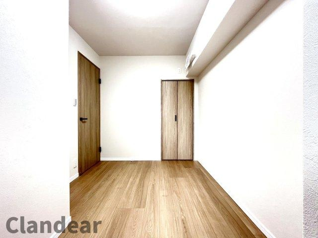 ジェム草加ガーデニアの洋室|ドキドキの新生活も、安心してスタート。ぴったりの住まいを見つけませんか？クランディアが一緒に住まい選びをサポートします‼　まずは、お気軽にお問合せください　＃クランディア