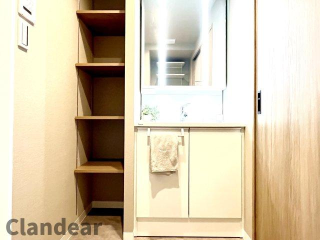 ジェム草加ガーデニアの洗面所|ドキドキの新生活も、安心してスタート。ぴったりの住まいを見つけませんか？クランディアが一緒に住まい選びをサポートします‼　まずは、お気軽にお問合せください　＃クランディア