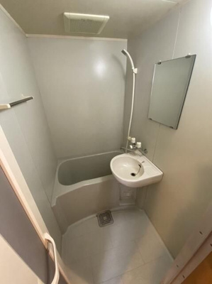 【浴室】 | リバージュ北千住