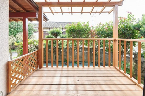 久留米市善道寺飯田戸建のバルコニー|バルコニー付きです