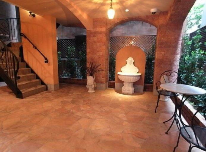 リスレーヌ蔵前のロビー