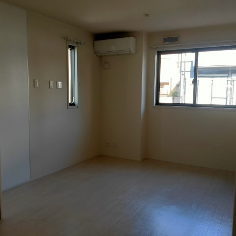 グランヴェルデ中央の居間・リビング