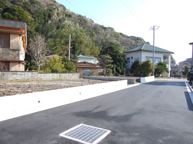 東伊豆町　片瀬の前面道路含む現地写真