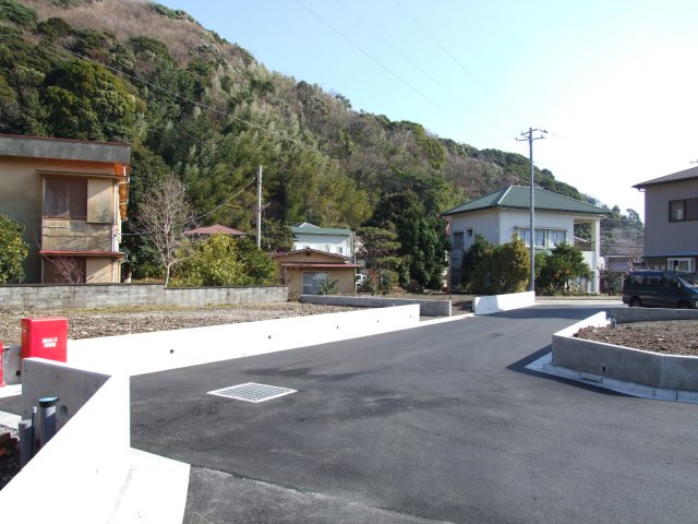 東伊豆町　片瀬の前面道路含む現地写真