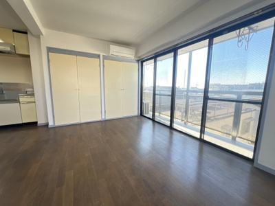 【居間・リビング】 | 峰正ハイツ | おしゃれな居間です