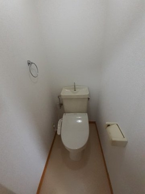 【トイレ】 | サマックスコンロン | 清潔感のあるトイレです