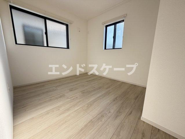 高崎市芝塚町戸建ての居間・リビング|高崎、前橋のお部屋探しはエンドスケープまで！お客様の理想お聞かせ下さい♪