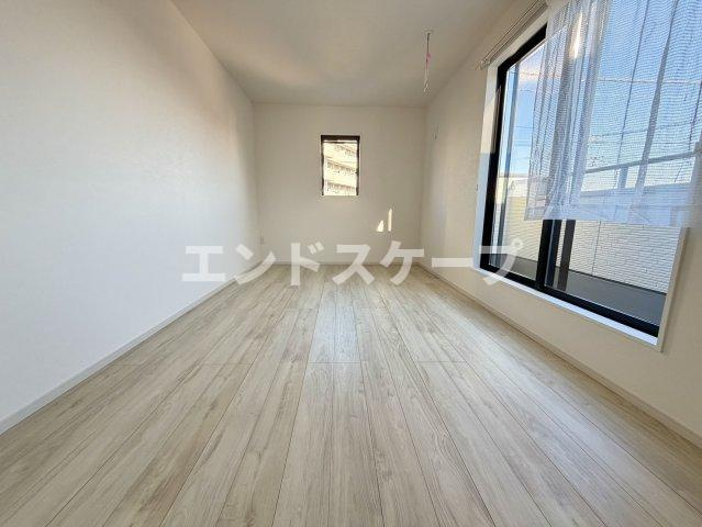 高崎市芝塚町戸建ての居間・リビング|高崎、前橋のお部屋探しはエンドスケープまで！お客様の理想お聞かせ下さい♪