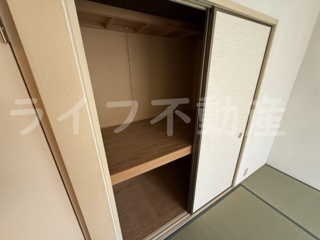 メゾン・ウィステの収納|こまごまとしたものを収納できそうですね