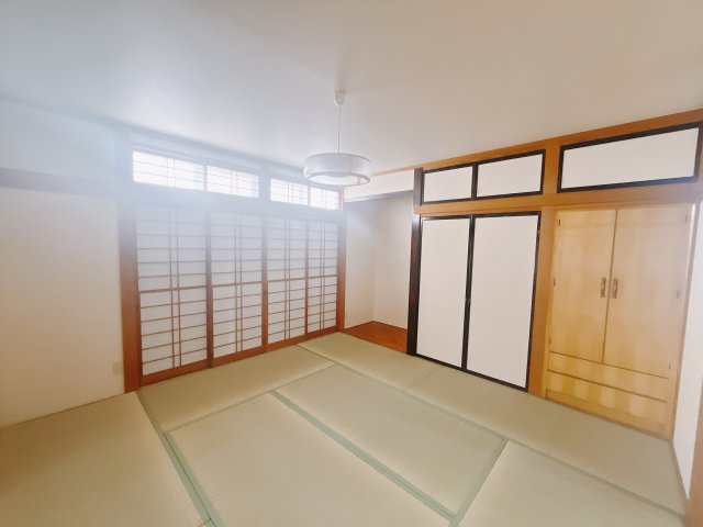 【中古戸建】太田市大原町の和室|■1階和室｜和室でしか味わえない畳ならではの香りや素材で和のやすらぎを感じてください♪休日はお子様とお昼寝するのにも最適です！
